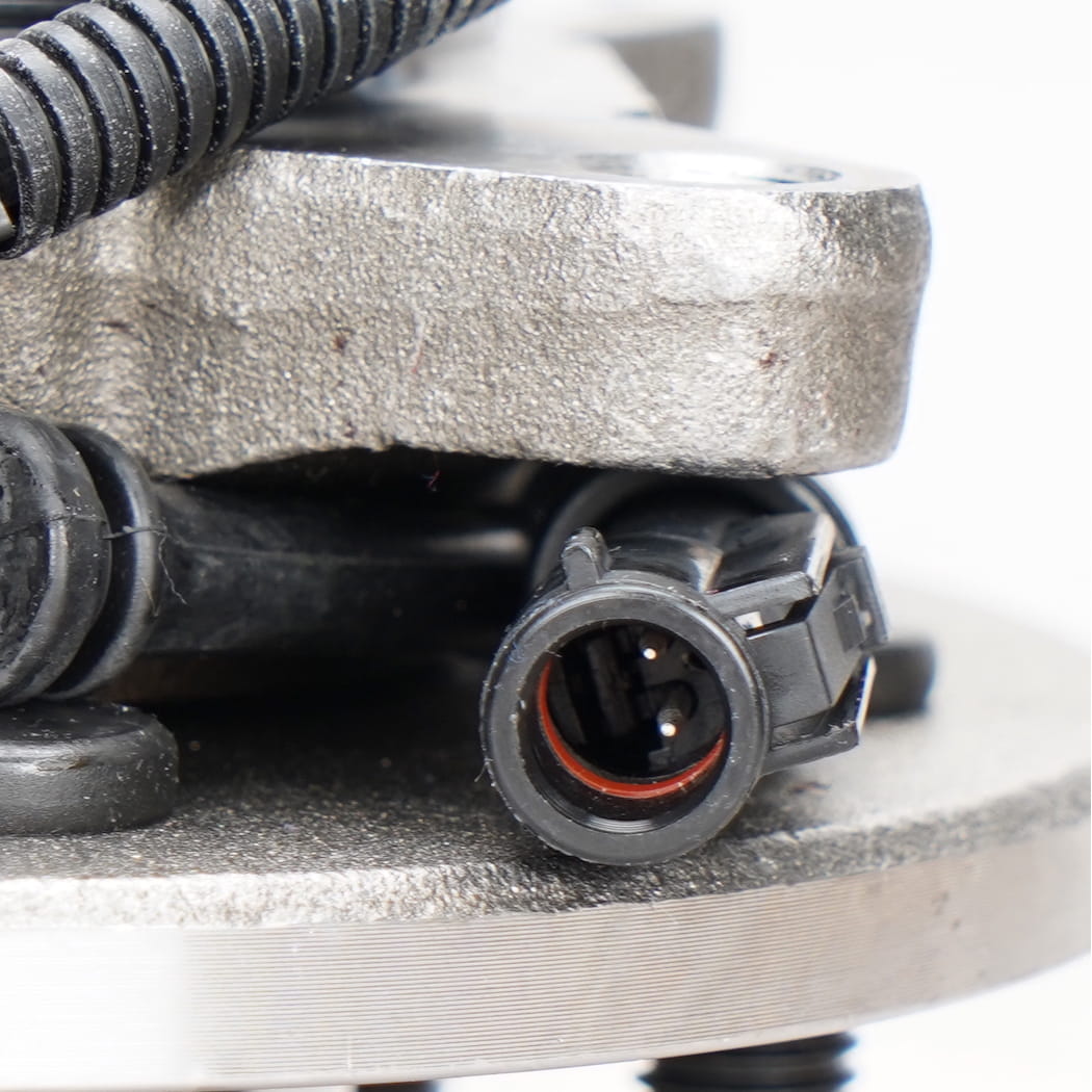 Hanhub 515046 etupyörän napa ja laakerikokoonpano, joka on yhteensopiva F-150 F-150 -perinnön kanssa, korvaa SP550207 BR930455 4L3Z1104AB 4L342C530AC FW746 6-lug