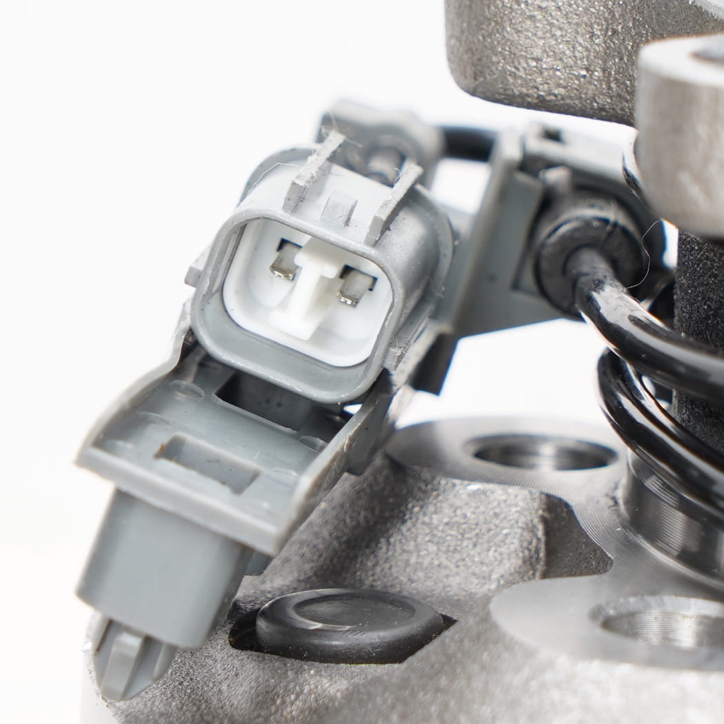 Hanhub 515111 etupyörän napa ja laakerikokoonpano, joka on yhteensopiva Chevy Colorado Canyon I-350 I-370: n kanssa HA590023 15100274 81510-02740 FW7111 6-lug