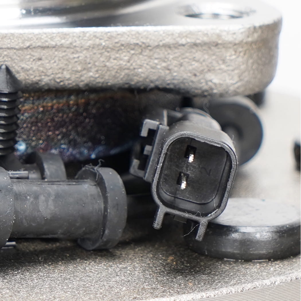 Hanhub 515114 Etupyörän napa ja laakerikokoonpano, joka on yhteensopiva RAM 2500 Pickup RAM 3500 -korvauksen kanssa 52010206ad SP550104 52010206ac 8-lug