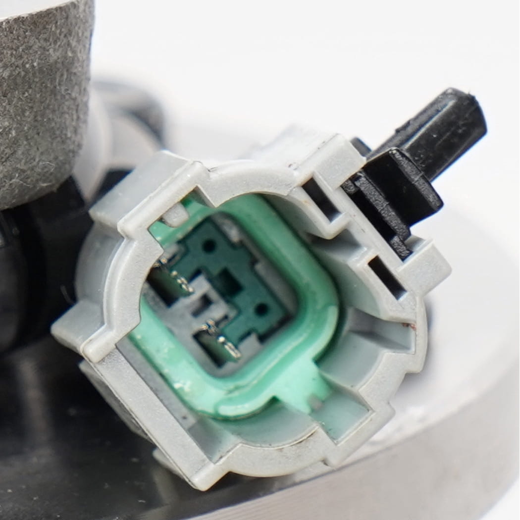 Hanhub 515125 Etupyörän napa ja laakerikokoonpano, joka on yhteensopiva QX56 ARMADA Titanin kanssa, korvaa BR930829 SP500703 40202-ZR00B 40202-ZR40A 40202-ZR40B 6-Log